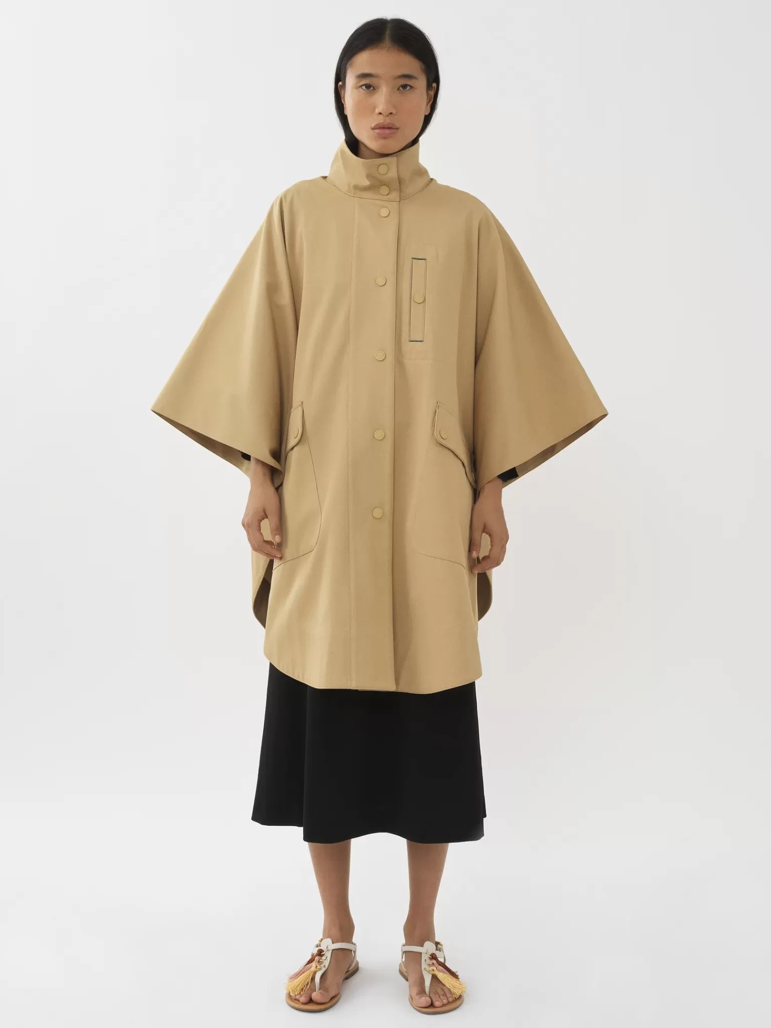 Femme Chloé Cape A Simple Boutonnage