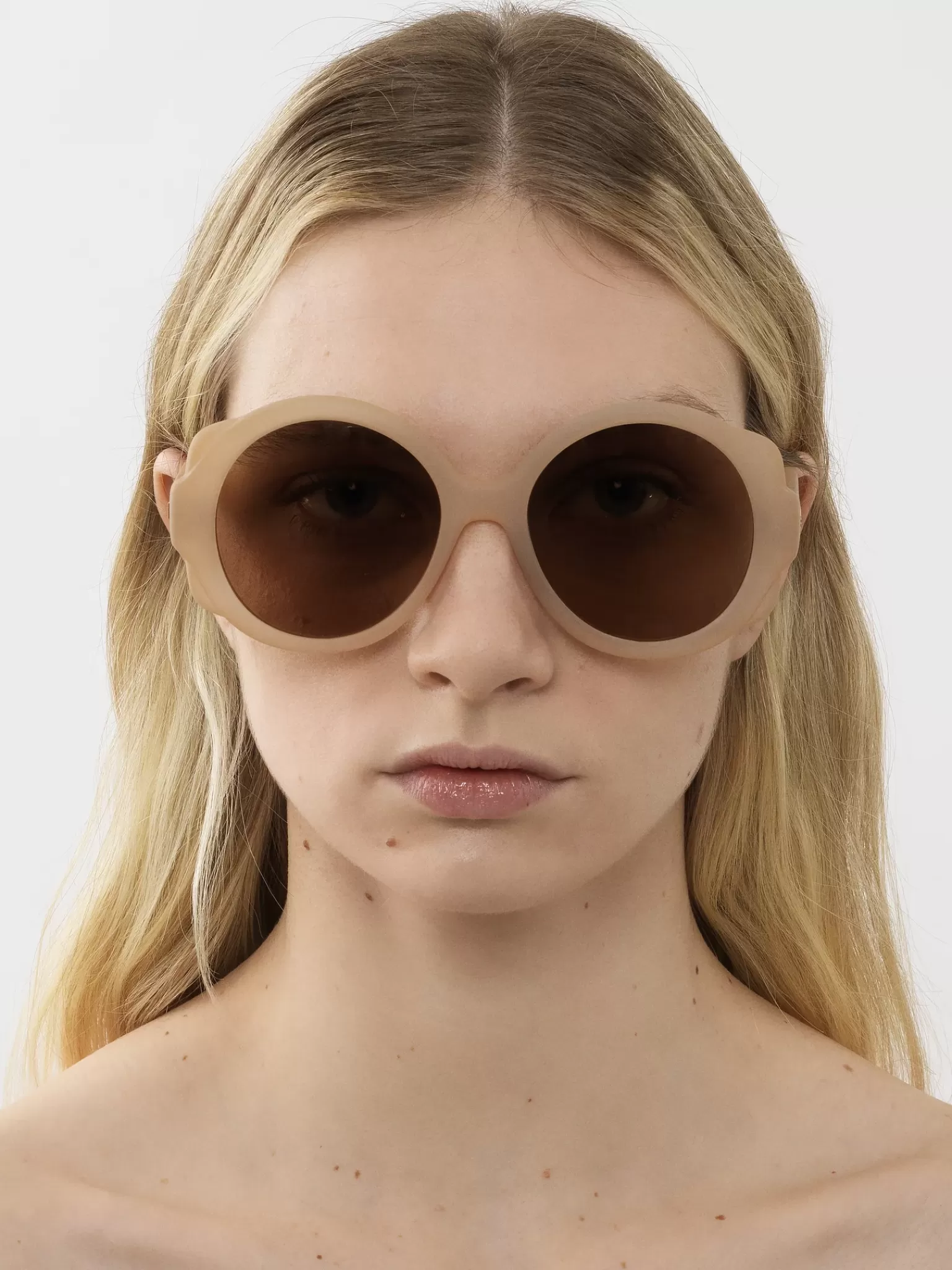 Femme Chloé Lunettes De Soleil Rondes Mirtha