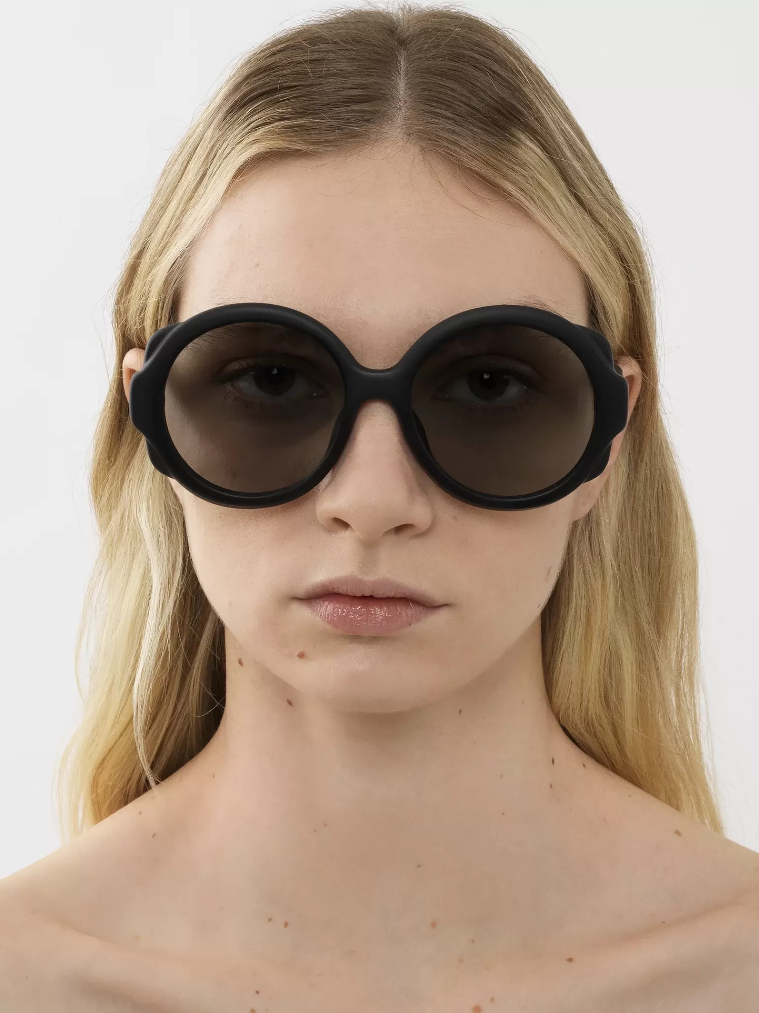 Femme Chloé Lunettes De Soleil Rondes Mirtha